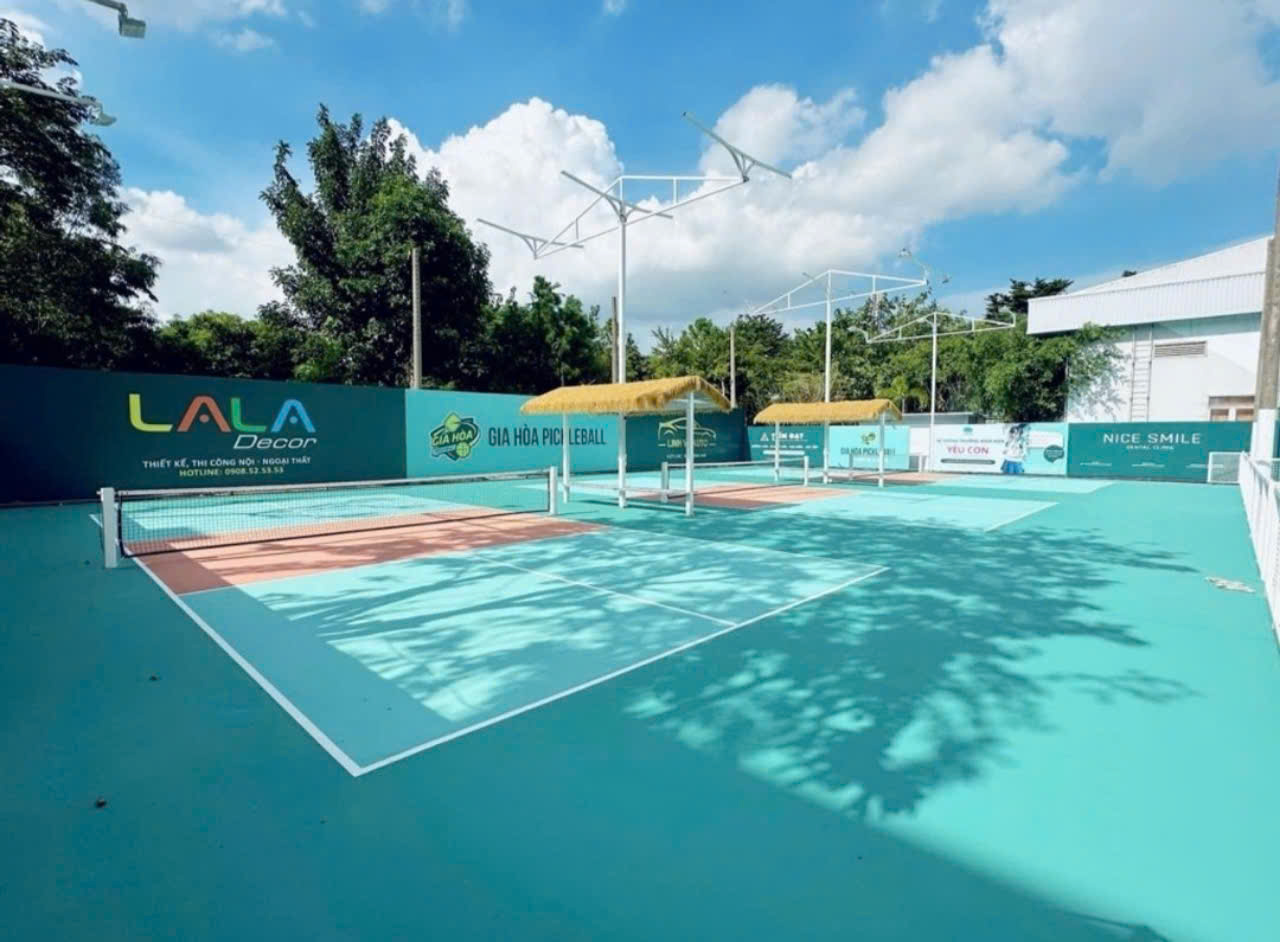 Indoor courts at Hyprground in Petaling Jaya featuring VIP lounges and view of playing area within the converted warehouse space.